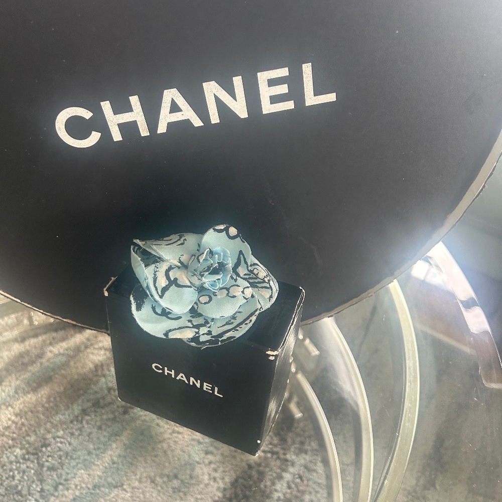 CHANEL Vintage 16’’ Hat Box PLUS New Camelia Pin WITH BOX